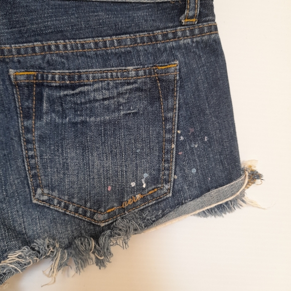 ● AEROPOSTALE | CUT OFF & PAINT DOTS SHORT - Picture 16 of 16